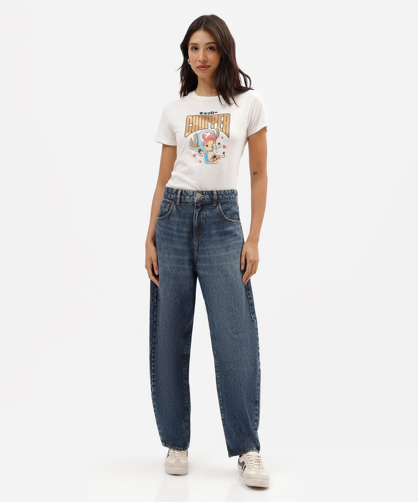camiseta feminina de algodão manga curta one piece off white