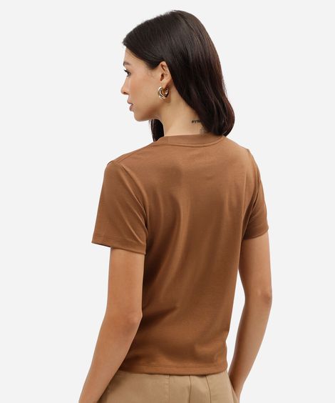 camiseta feminina de algodão peruano manga curta peanuts marrom