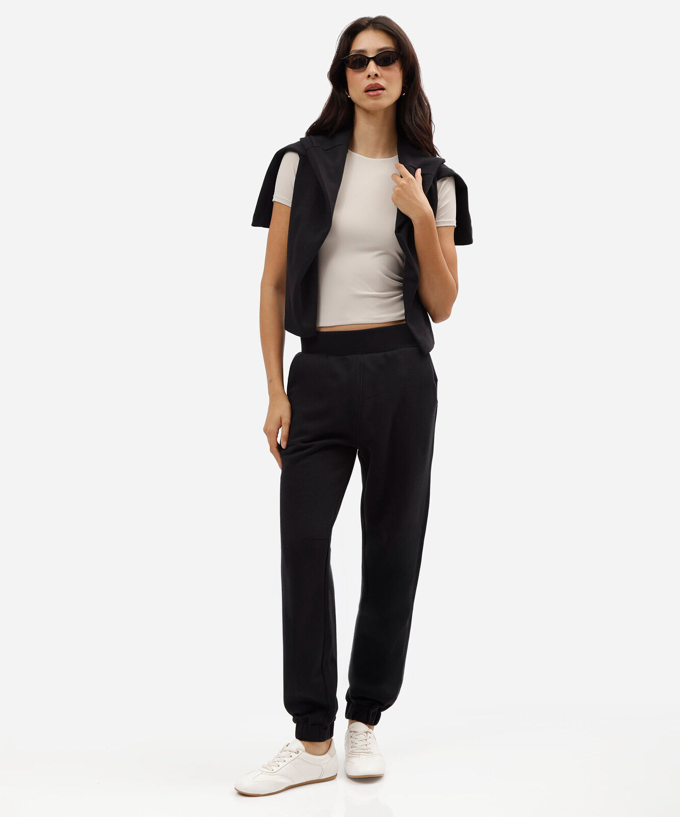 calça jogger feminina de moletom cós elástico preta