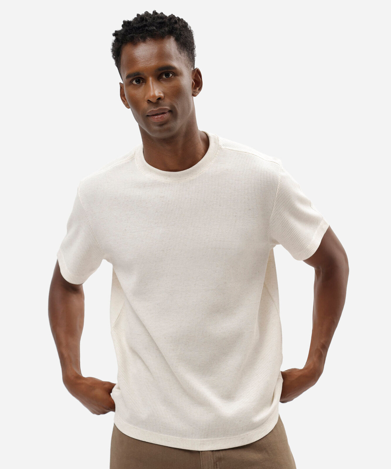 camiseta masculina manga curta texturizada bege