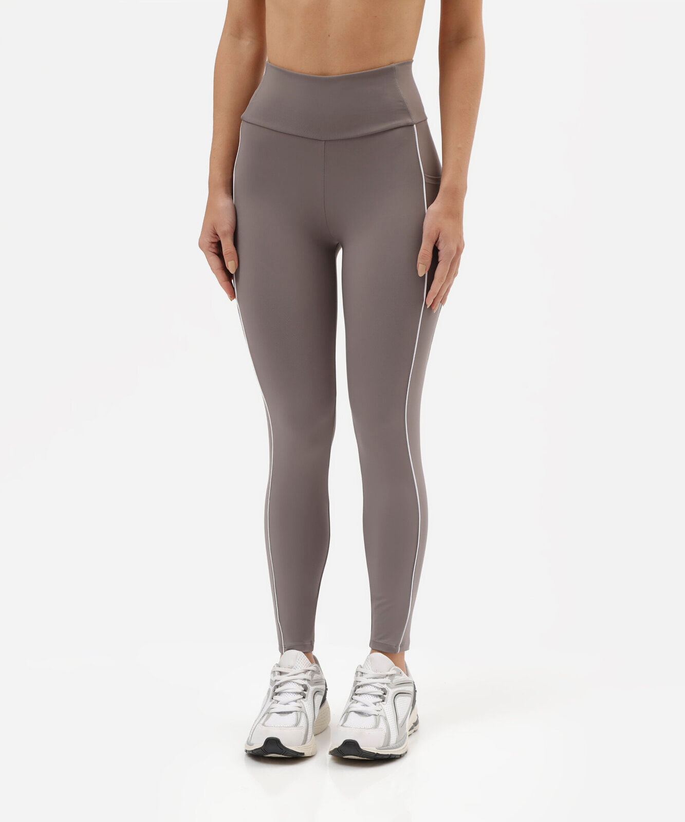 calça legging com bolsos esportiva cinza