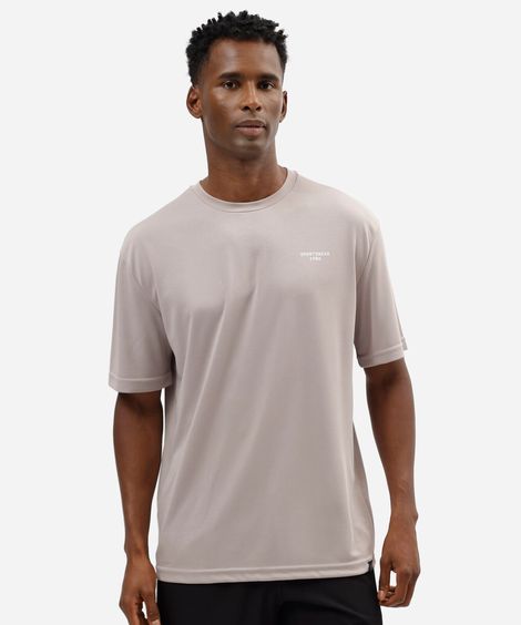 camiseta oversized masculina esportiva estampada cinza