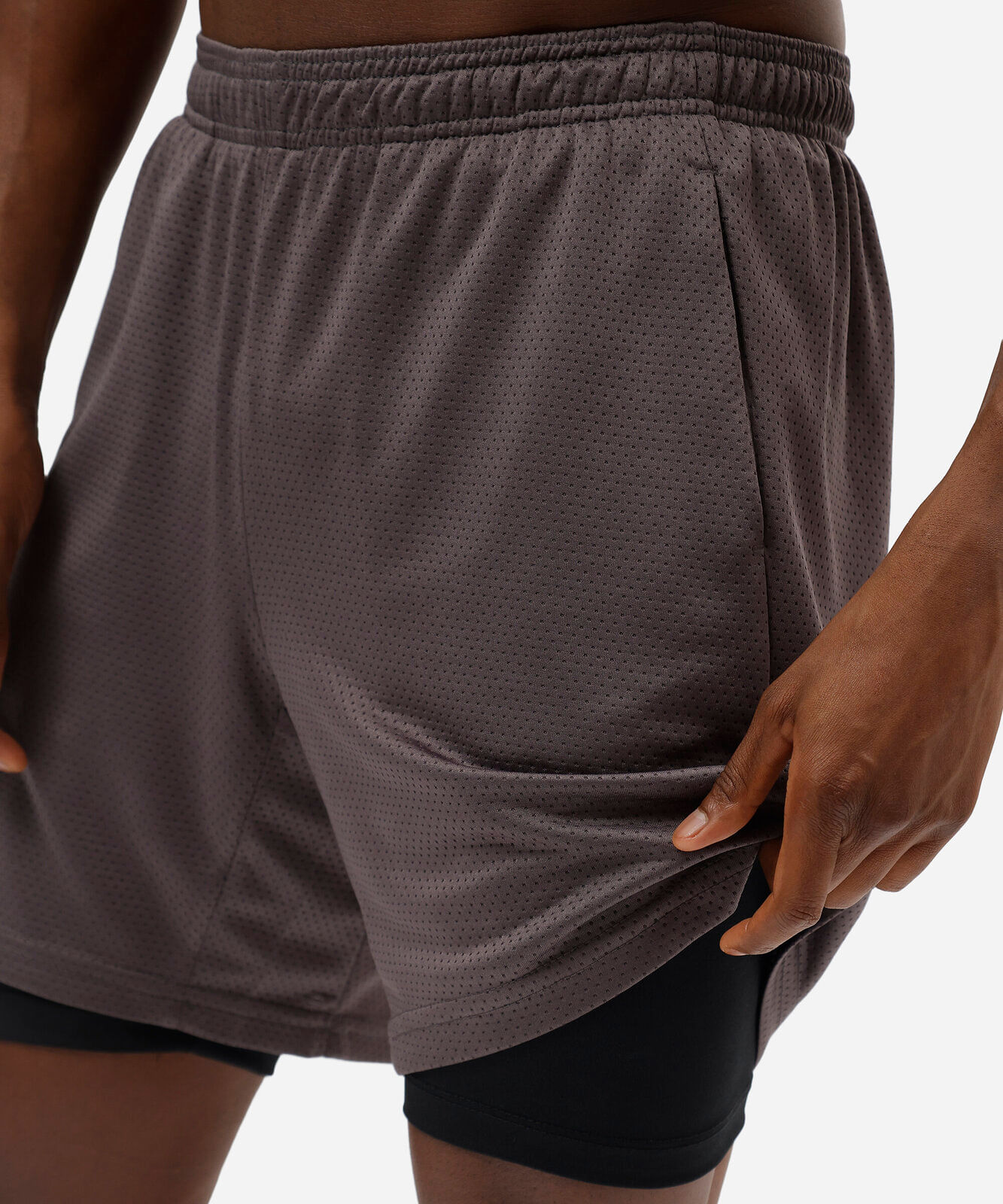 bermuda esportiva masculina 2 em 1 em malha cinza