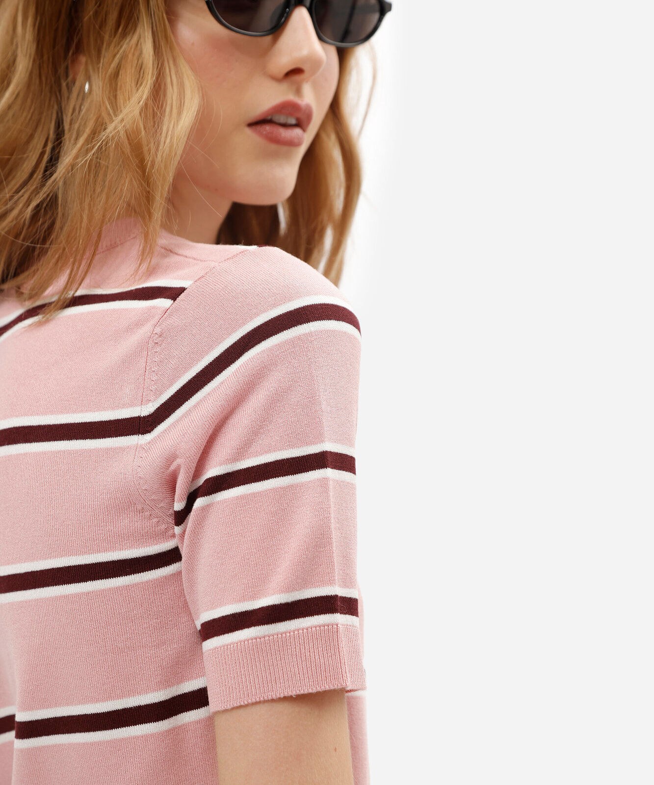 blusa feminina de tricot manga curta listrada rosa