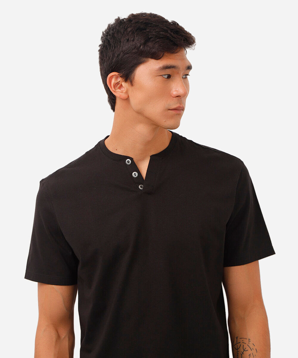 camiseta básica manga curta gola portuguesa - preto