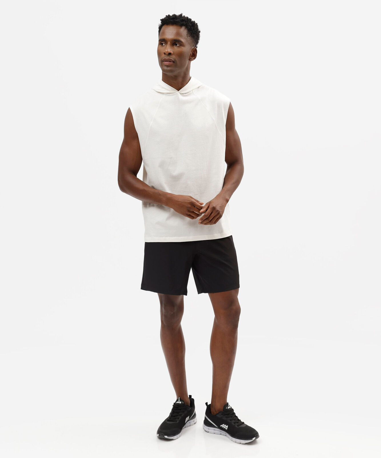 regata machão masculina de algodão esportiva com capuz off white