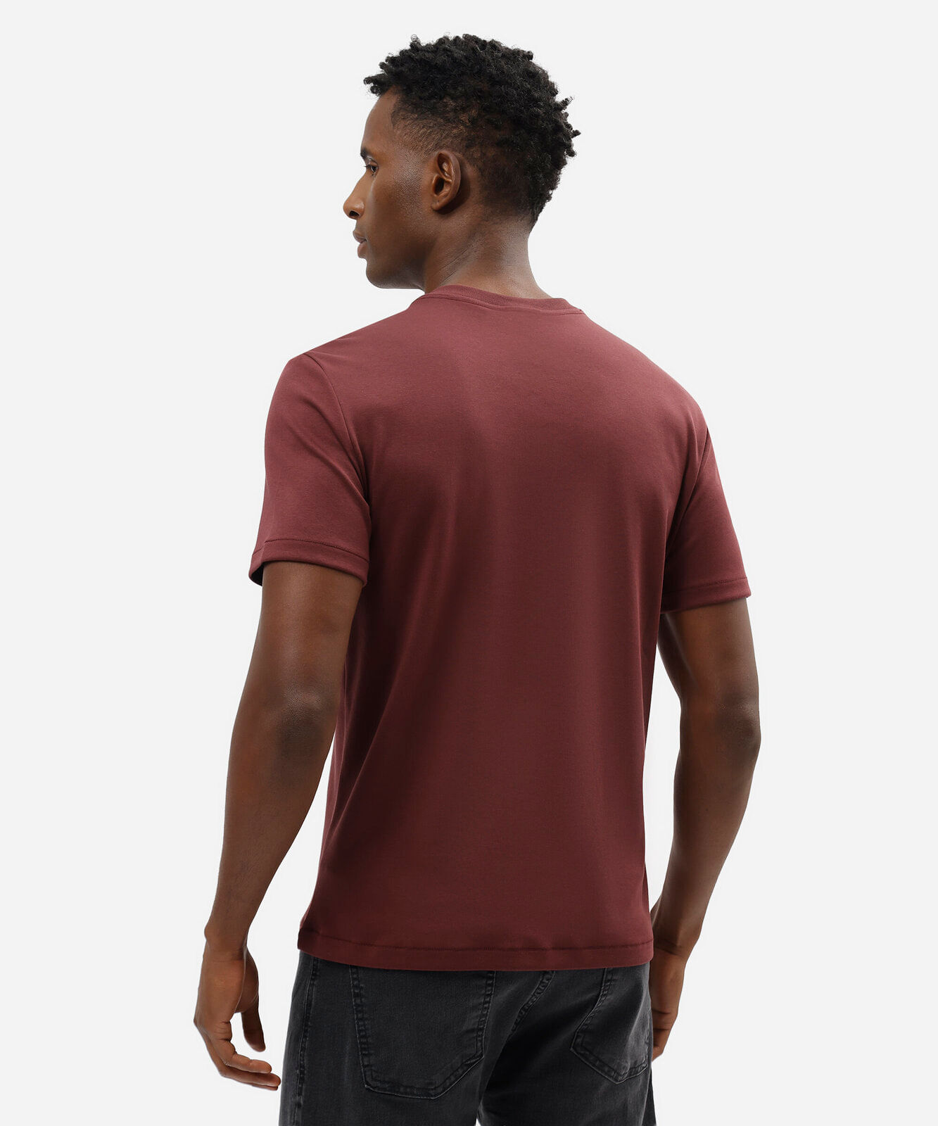 camiseta slim fit masculina de algodão peruano manga curta vinho