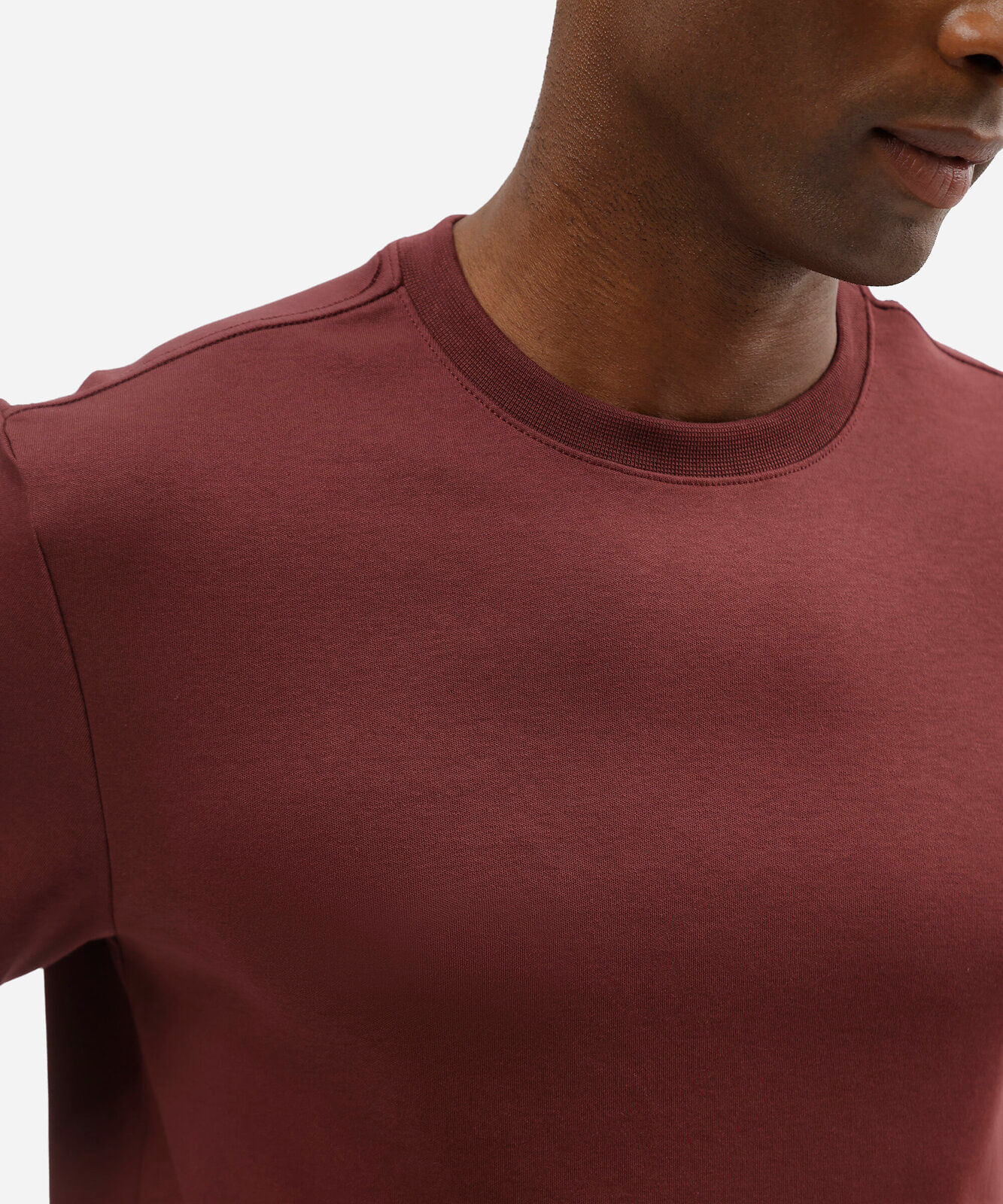 camiseta slim fit masculina de algodão peruano manga curta vinho