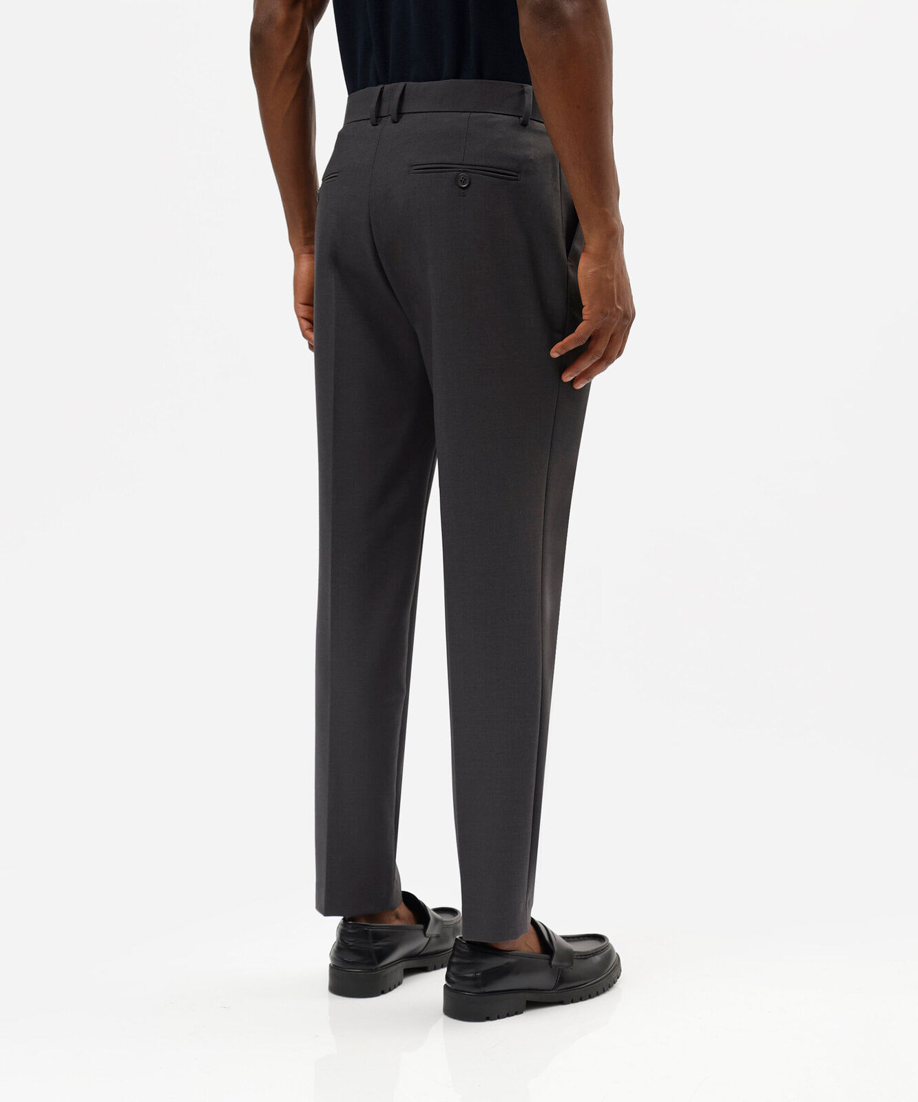 calça masculina de alfaiataria com pregas cinza