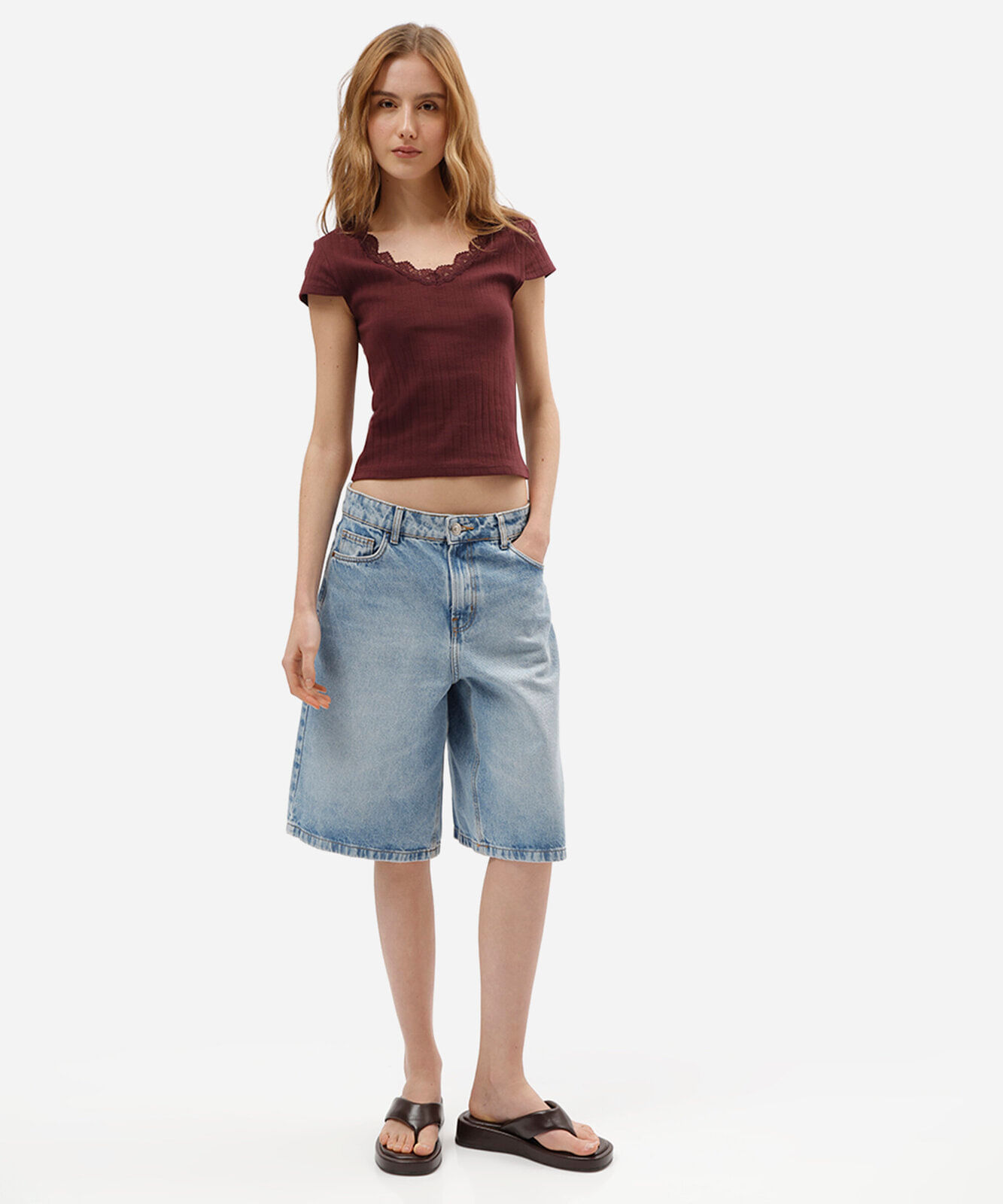 blusa baby look feminina de algodão com renda manga curta vinho