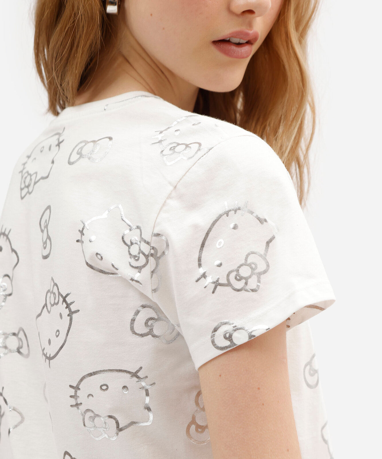 camiseta feminina de algodão manga curta hello kitty off white