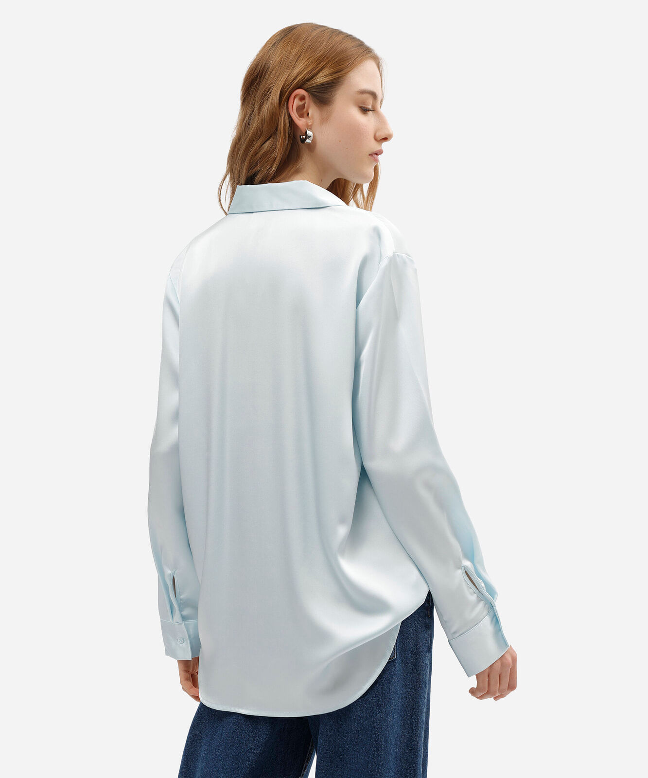 camisa feminina acetinada oversized azul