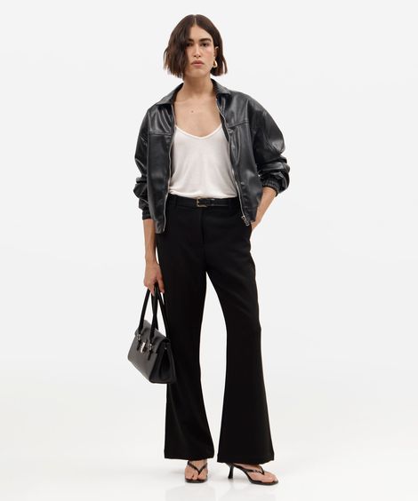 calça flare feminina de alfaiataria preta