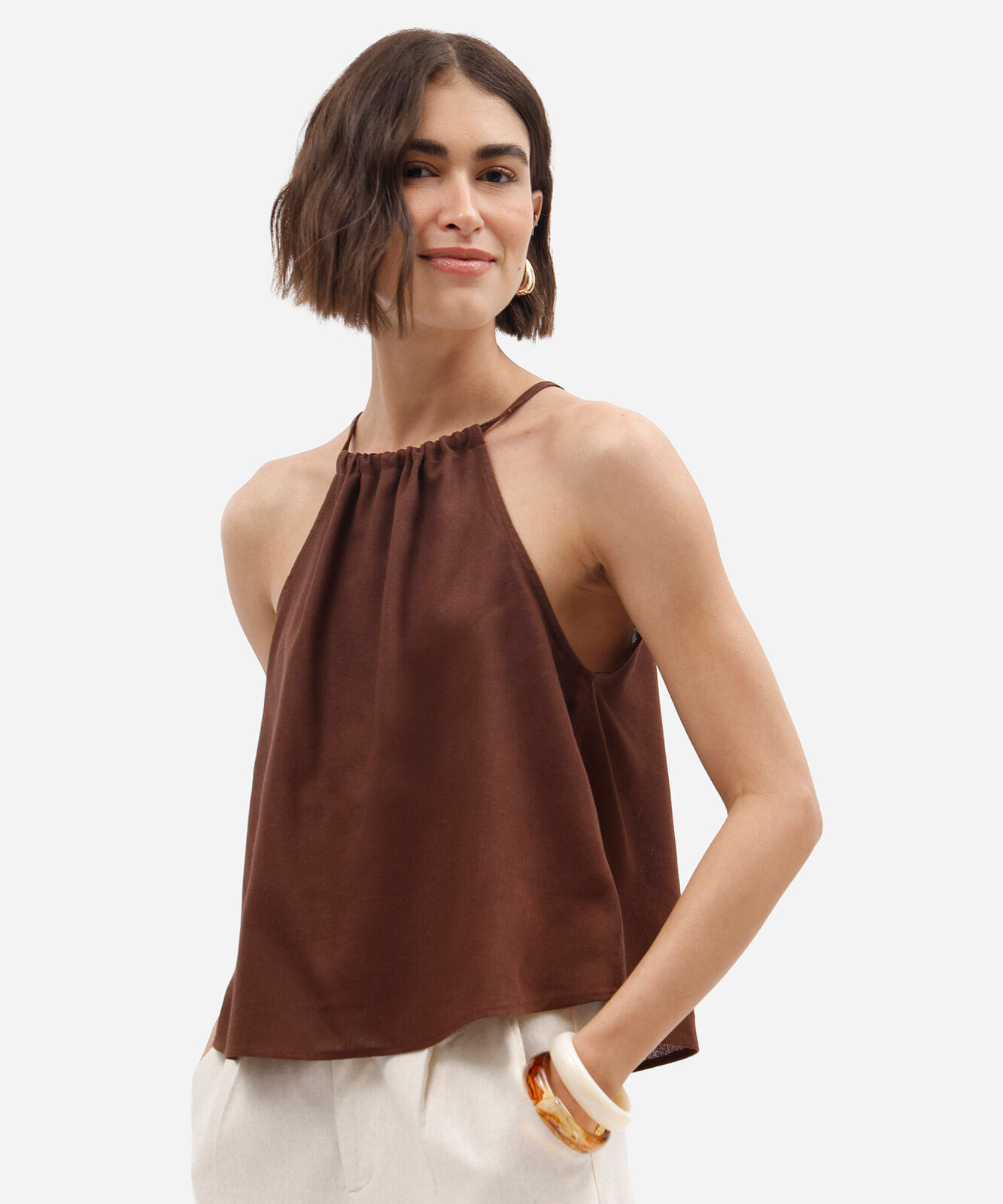 blusa feminina com linho halterneck marrom
