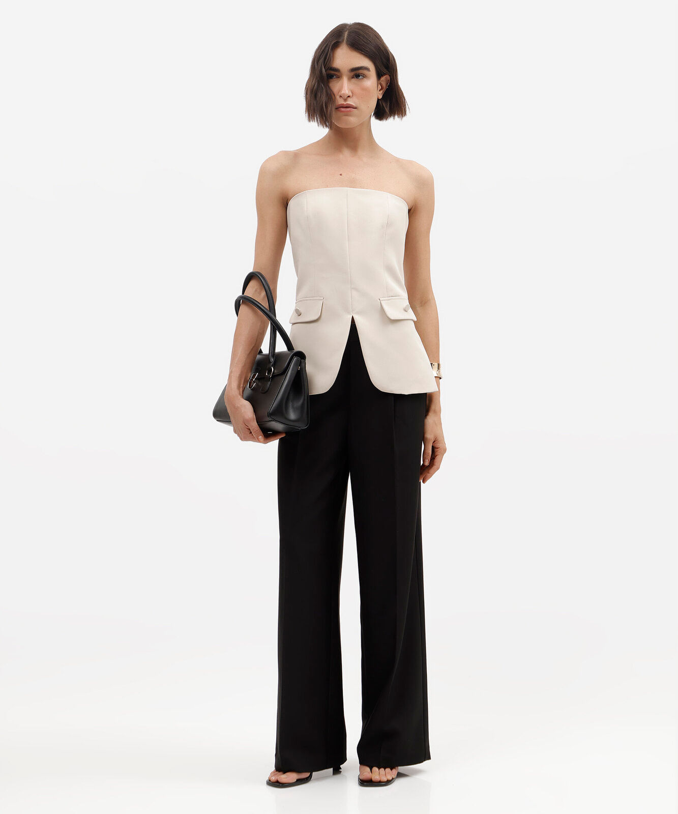 blusa sem alça feminina de alfaiataria bege