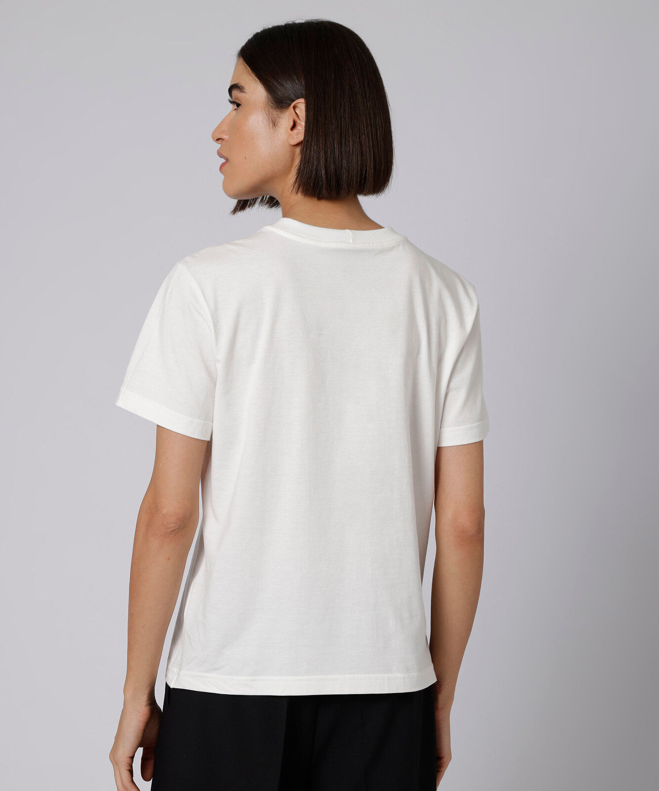 camiseta feminina de algodão manga curta estampada mindset off white