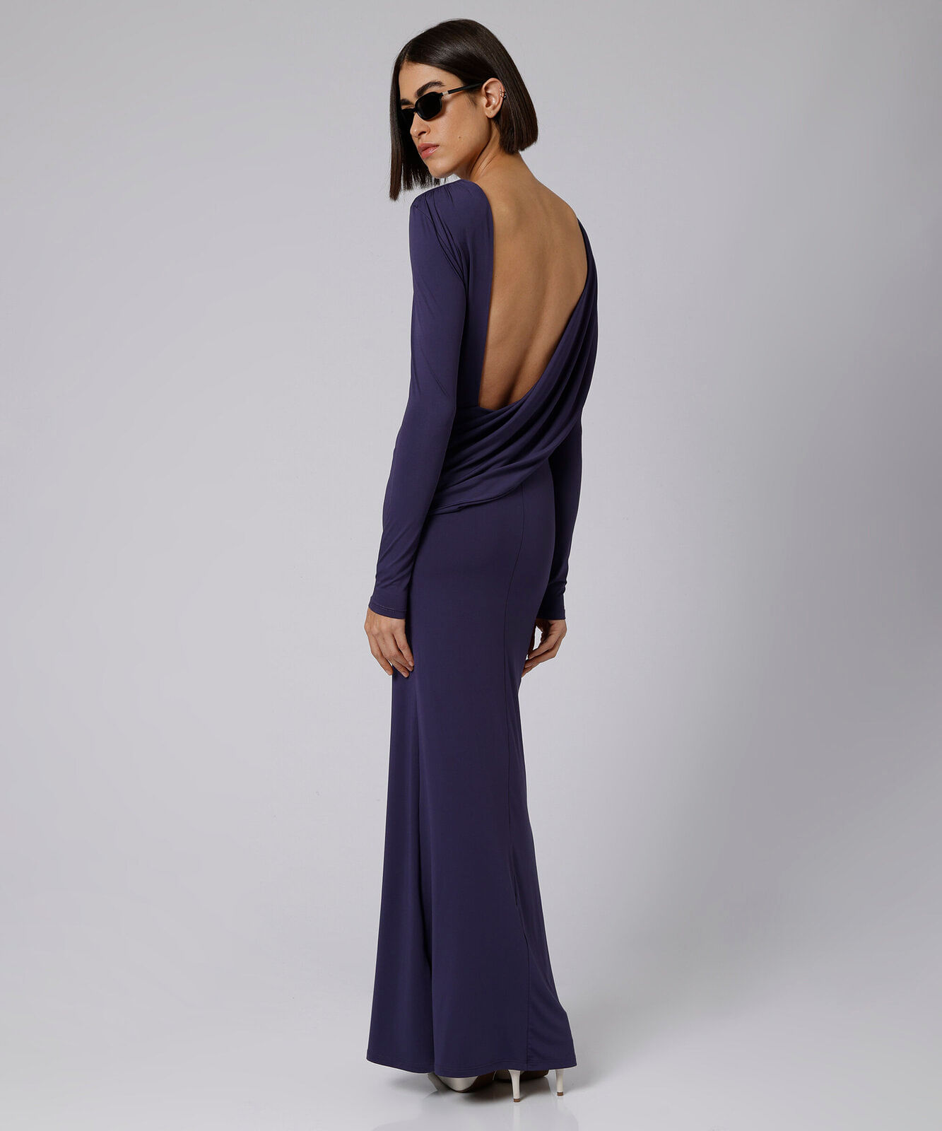 vestido longo feminino decote costas com ombreiras mindset roxo