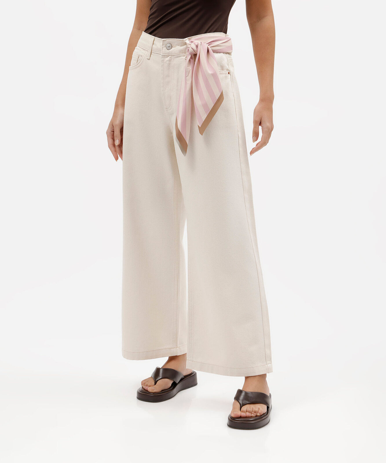 calça wide leg cropped feminina de sarja bege