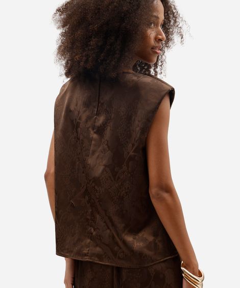 blusa feminina de jacquard decote degagê floral acetinada marrom