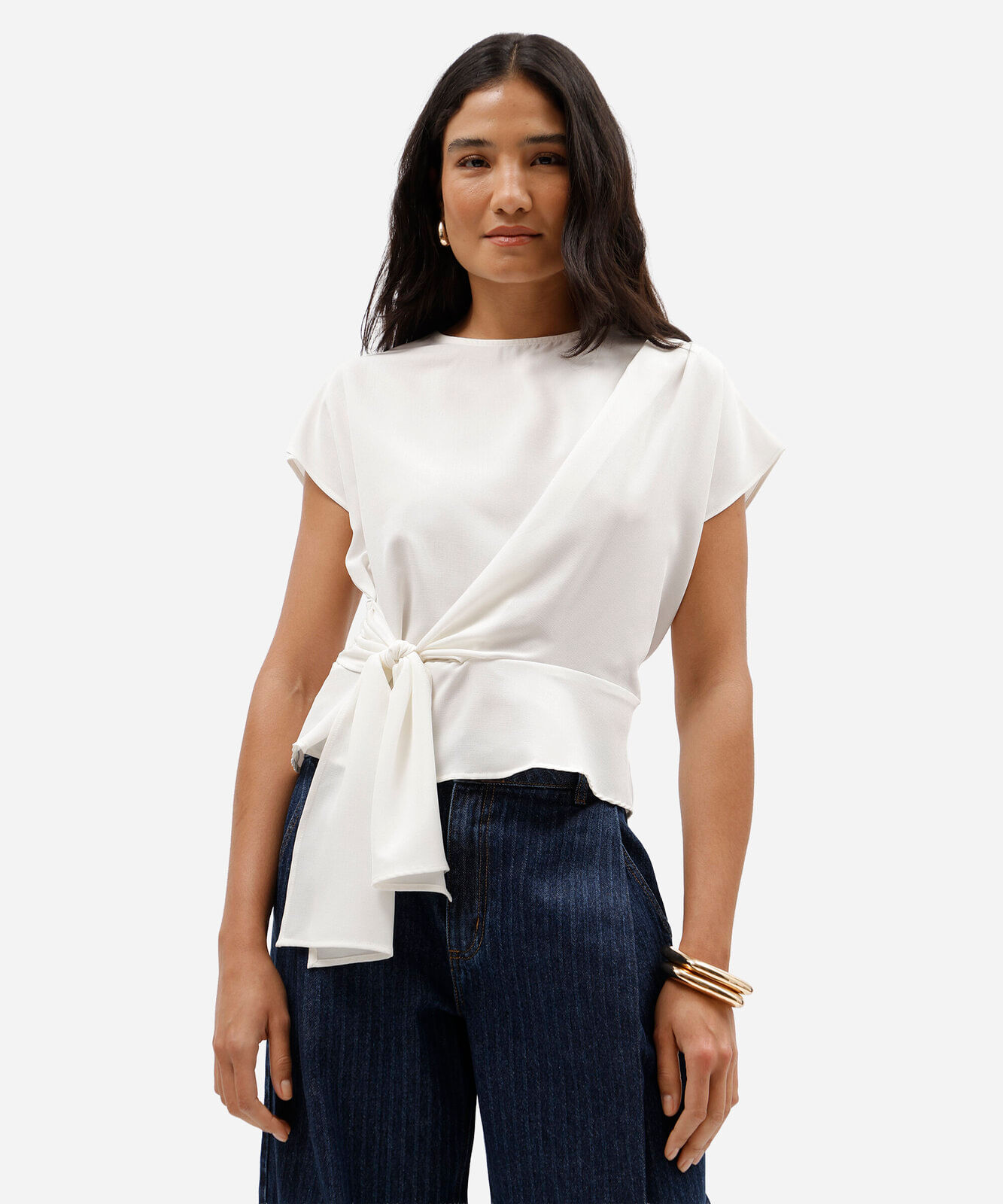 blusa feminina com amarração manga curta off white