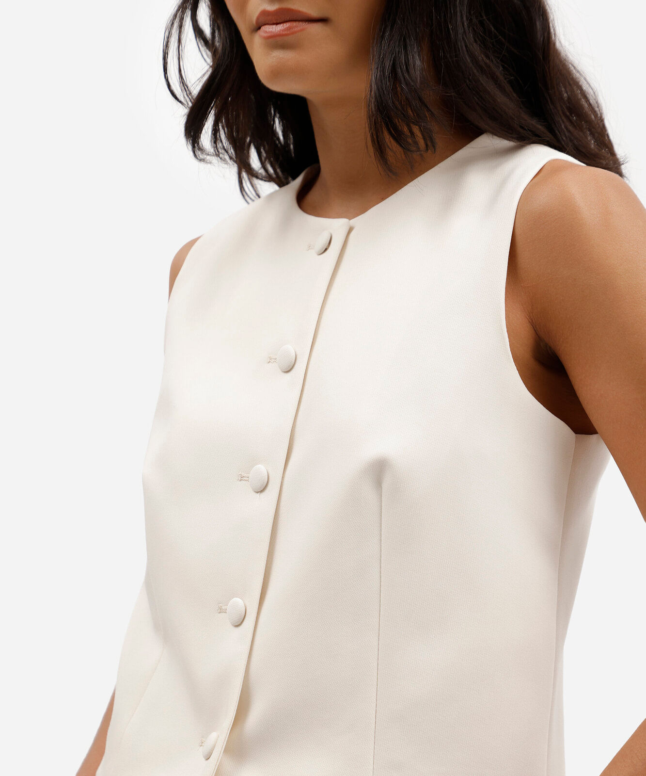 colete de alfaiataria feminino decote redondo off white