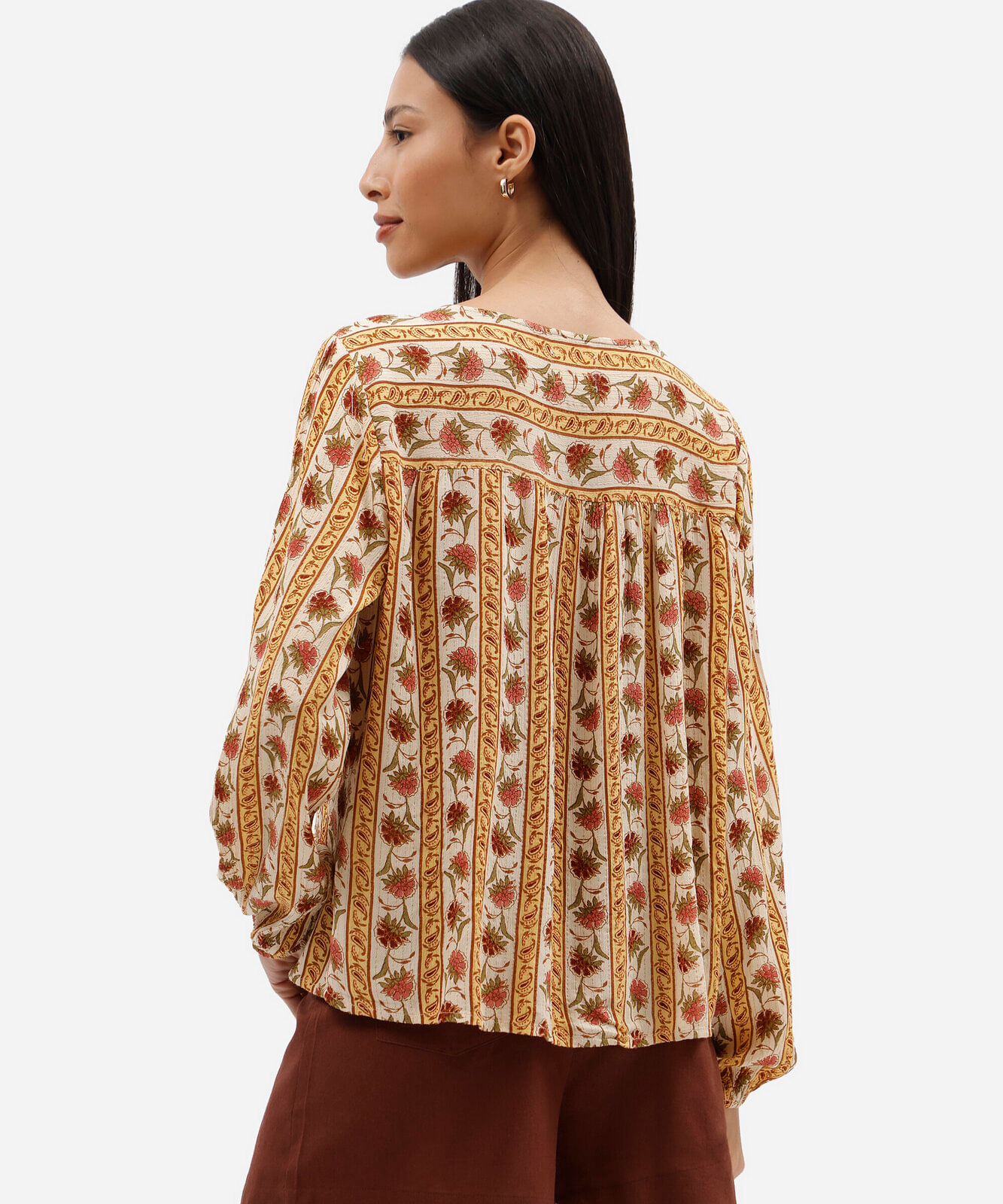 bata feminina de viscose com lurex manga longa amarela