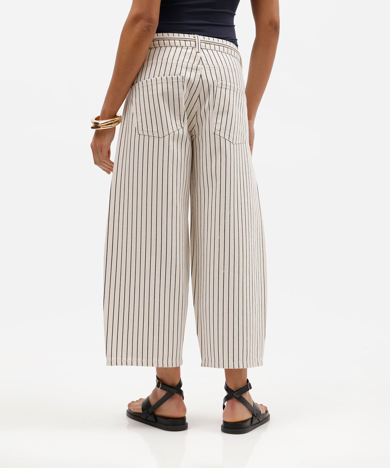 calça balloon cropped feminina de sarja com cordão cintura média listrada bege