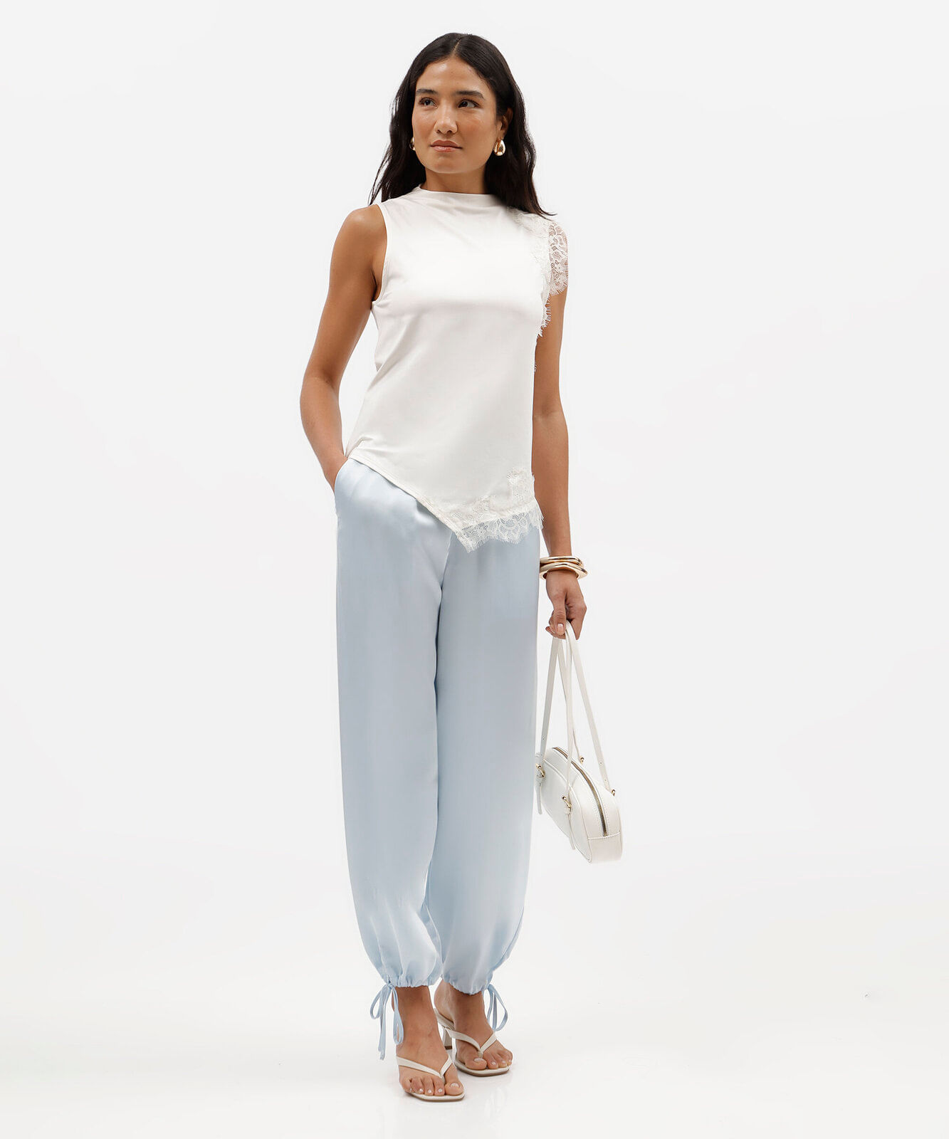 regata feminina com renda off white