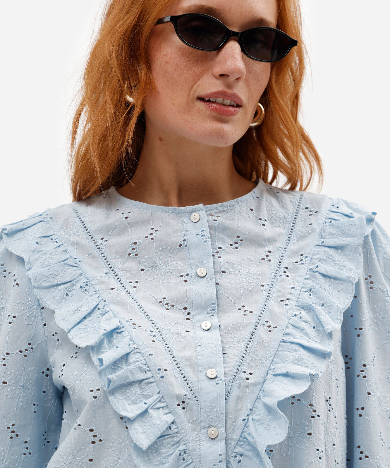 camisa feminina de laise manga longa com babado azul