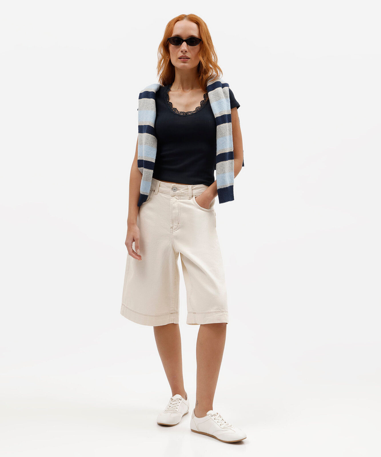 blusa baby look feminina de algodão com renda manga curta azul