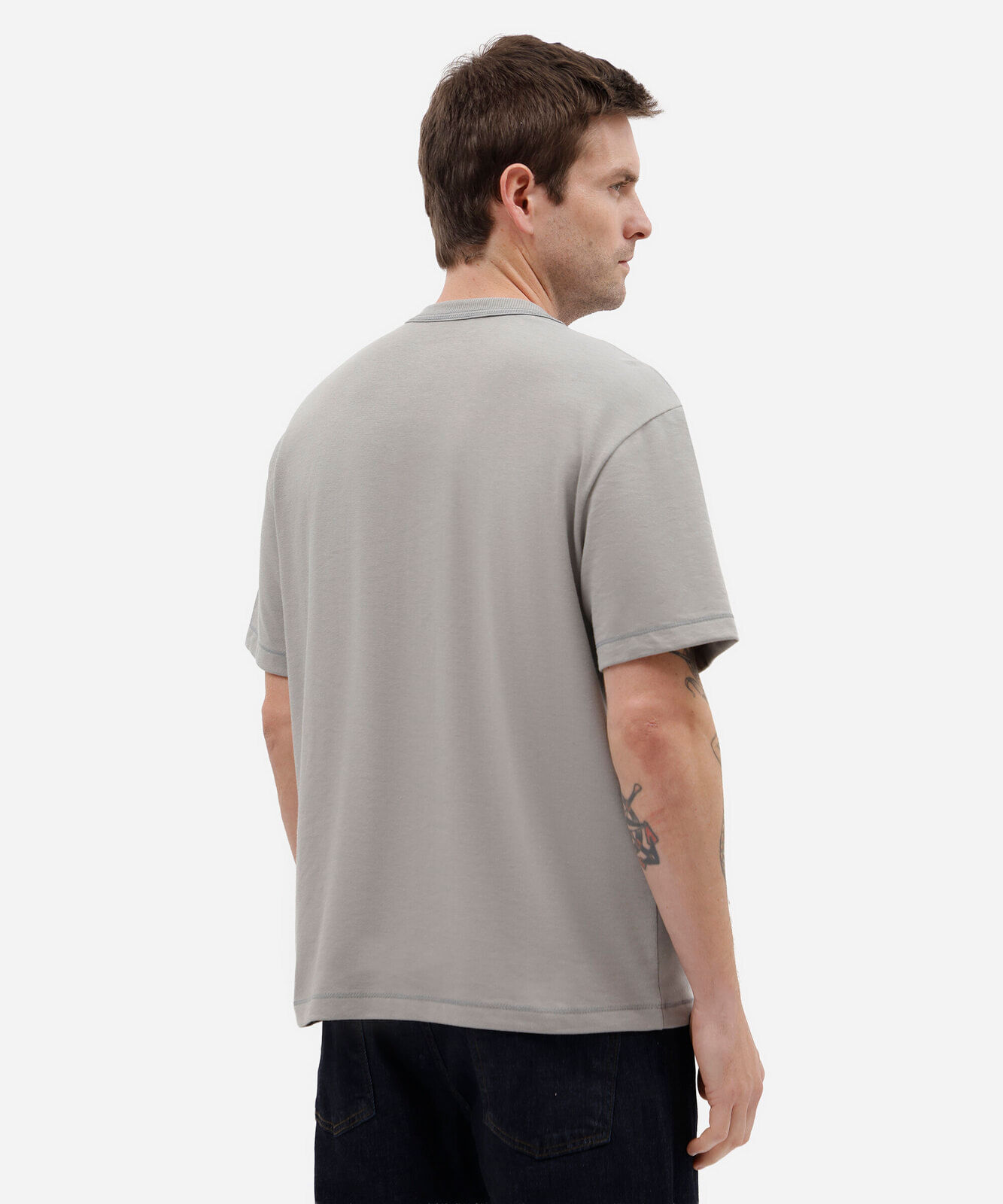 camiseta básica masculina com algodão manga curta cinza