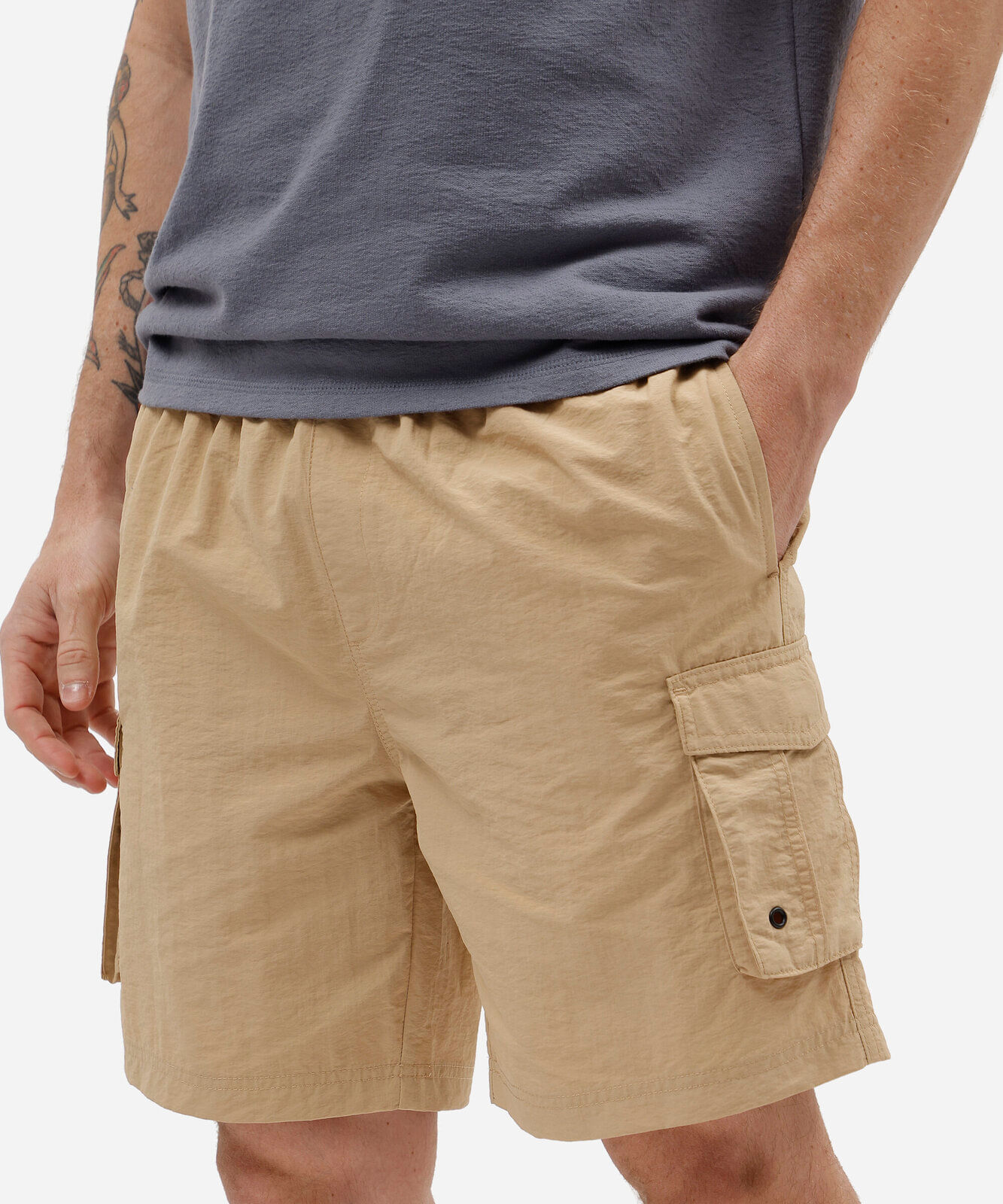 short cargo masculino de poliamida cós elástico bege
