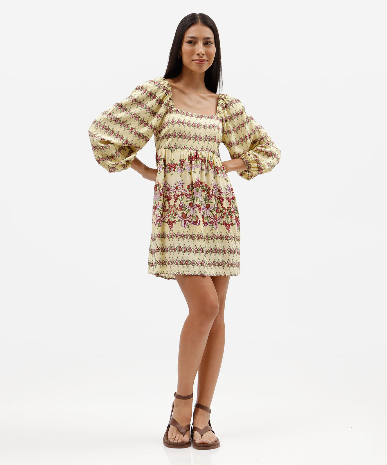 vestido curto feminino de viscose manga longa floral amarelo