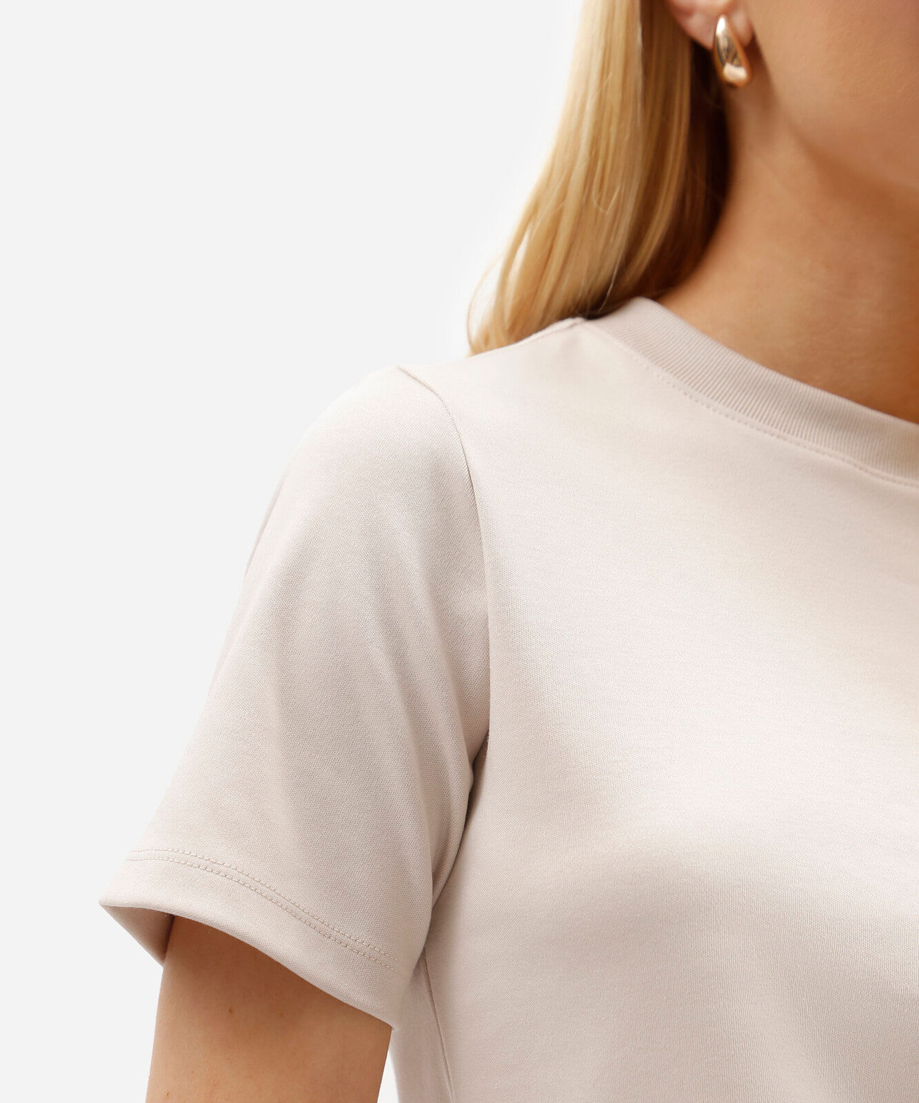 camiseta básica feminina de algodão peruano cinza