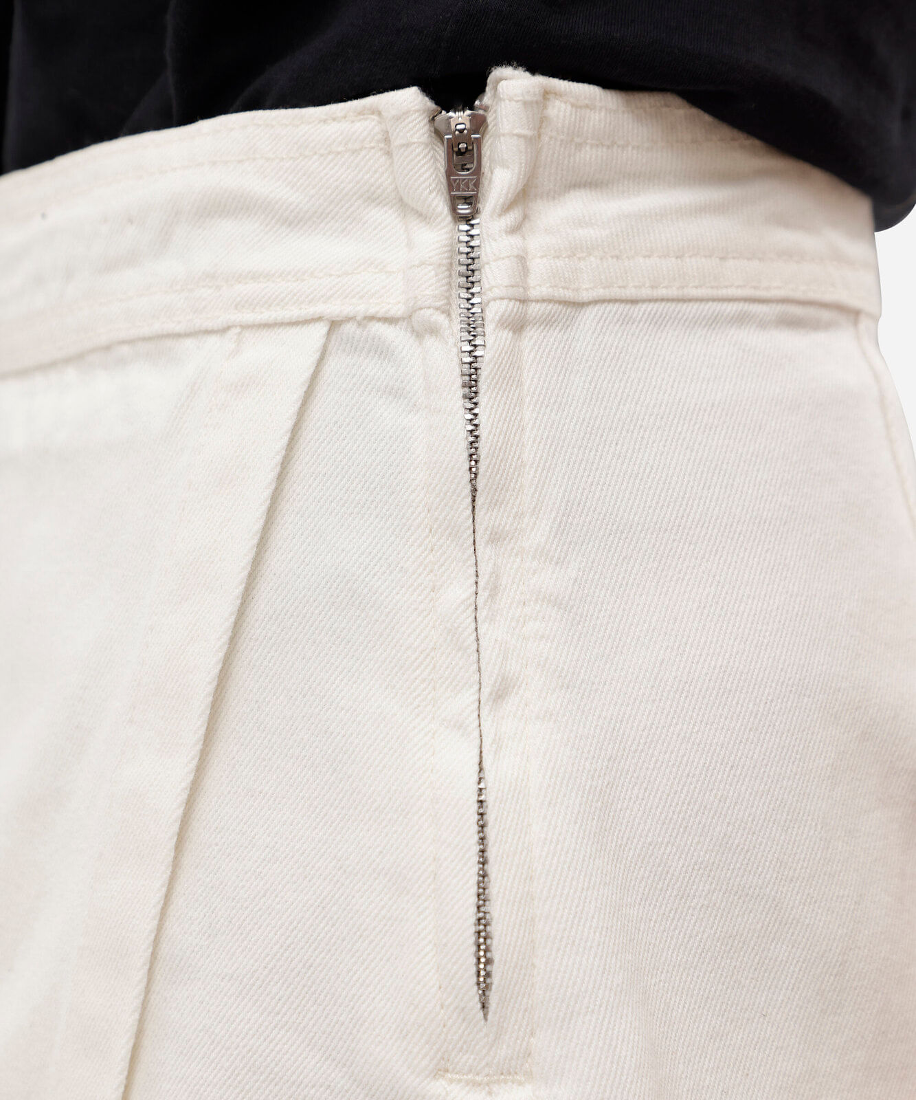short saia feminino de sarja cintura alta off white