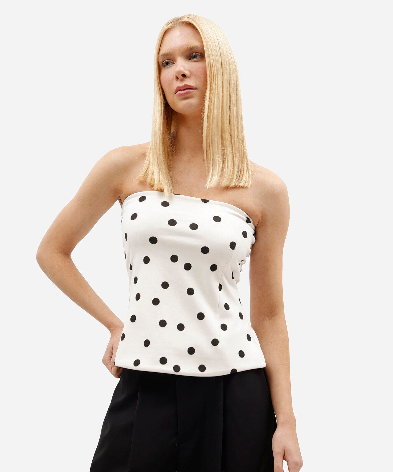 blusa peplum feminina sem alça poá off white