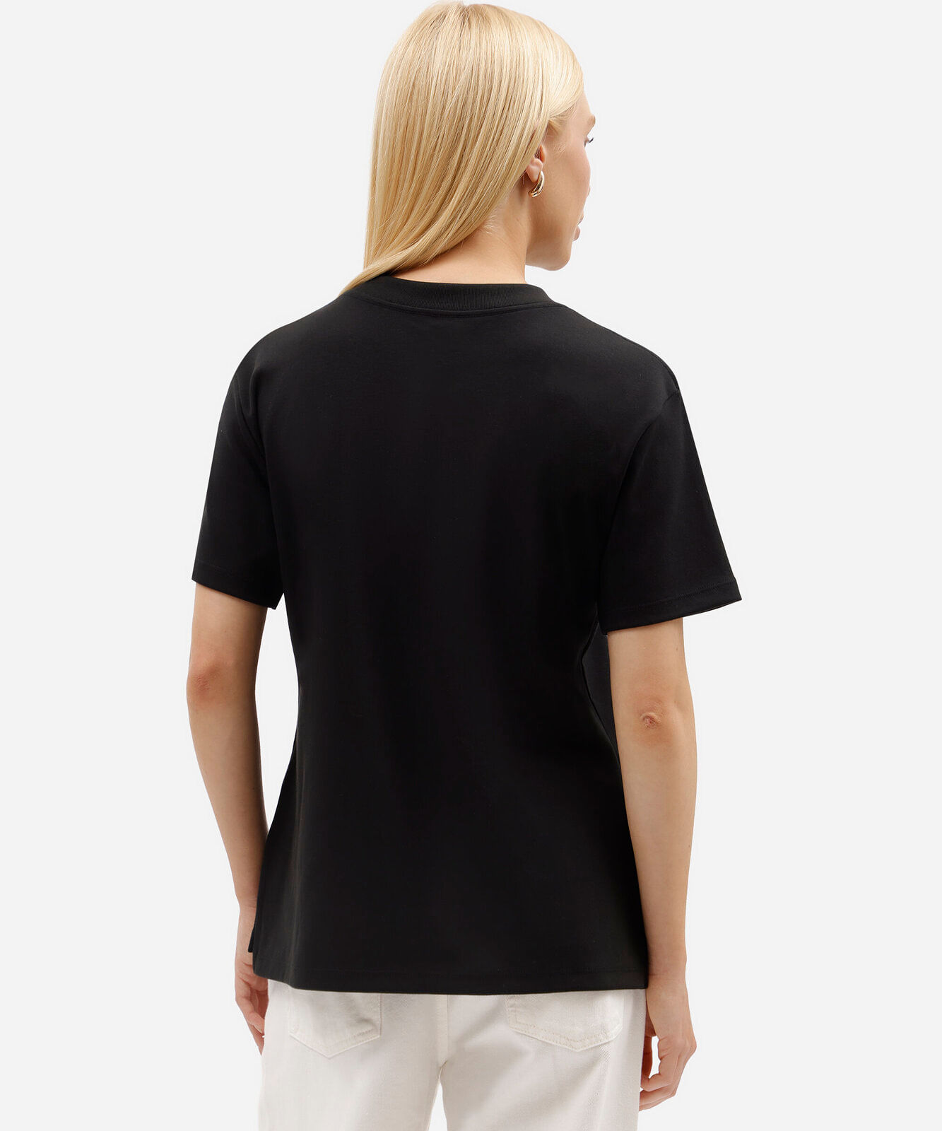 camiseta básica feminina de algodão peruano oversized com fendas  preta