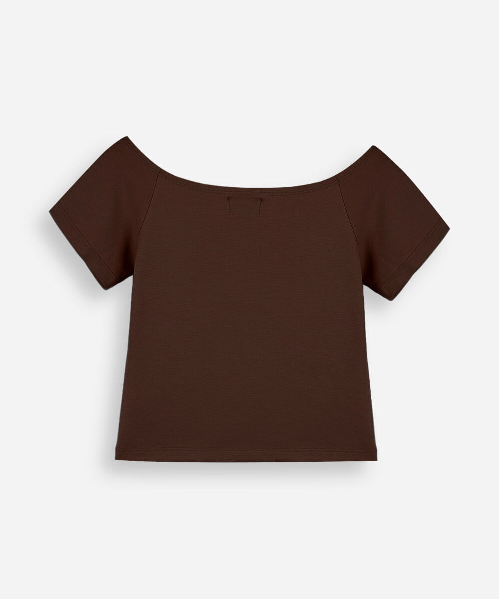 blusa cropped juvenil ombro a ombro de malha marrom