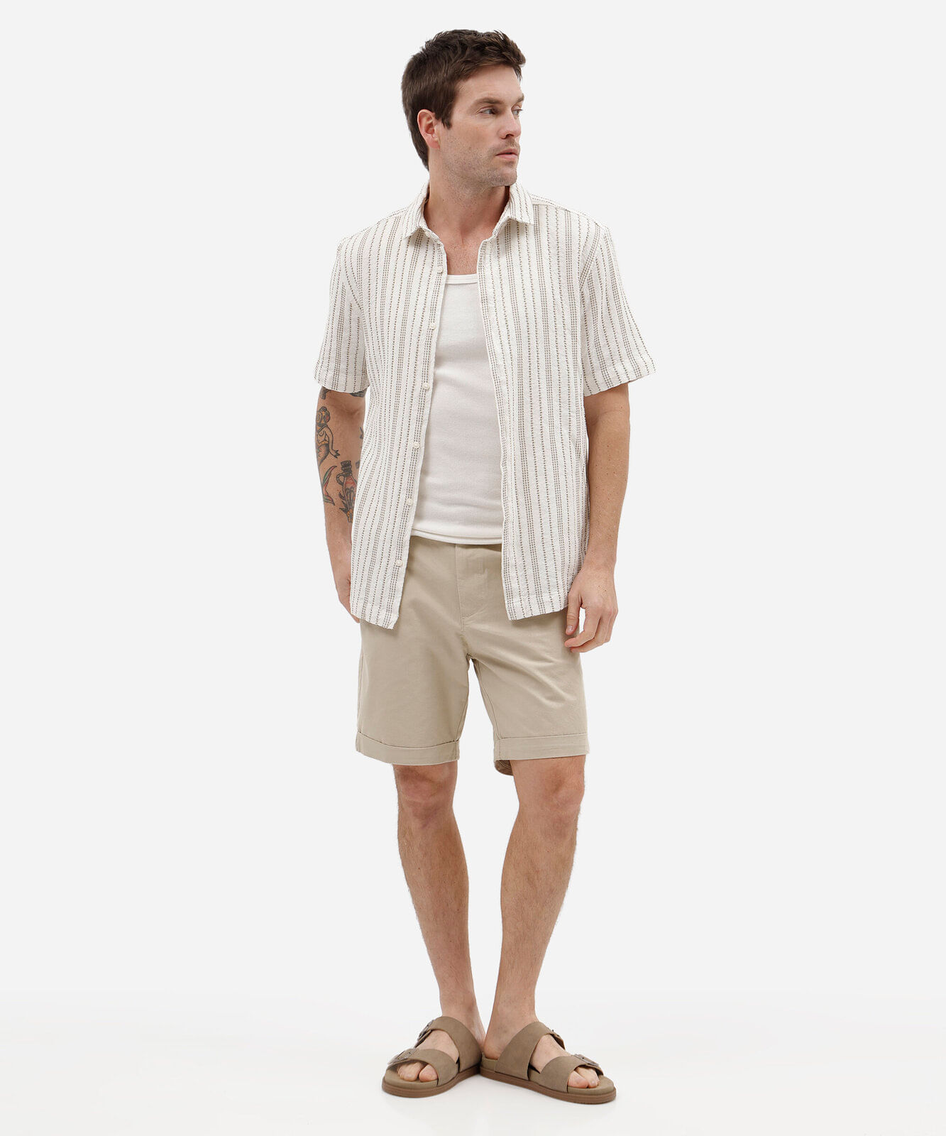 camisa masculina de algodão manga curta listrada off white