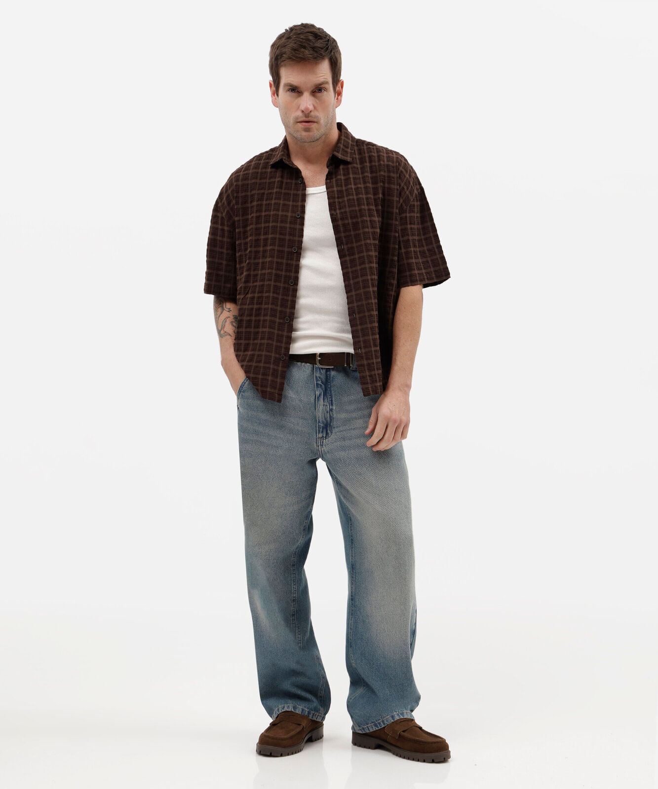camisa box fit masculina de algodão manga curta xadrez marrom