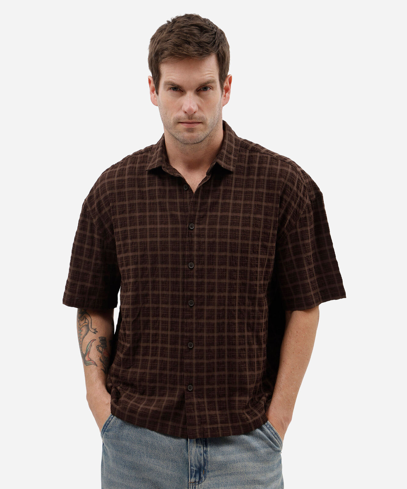 camisa box fit masculina de algodão manga curta xadrez marrom