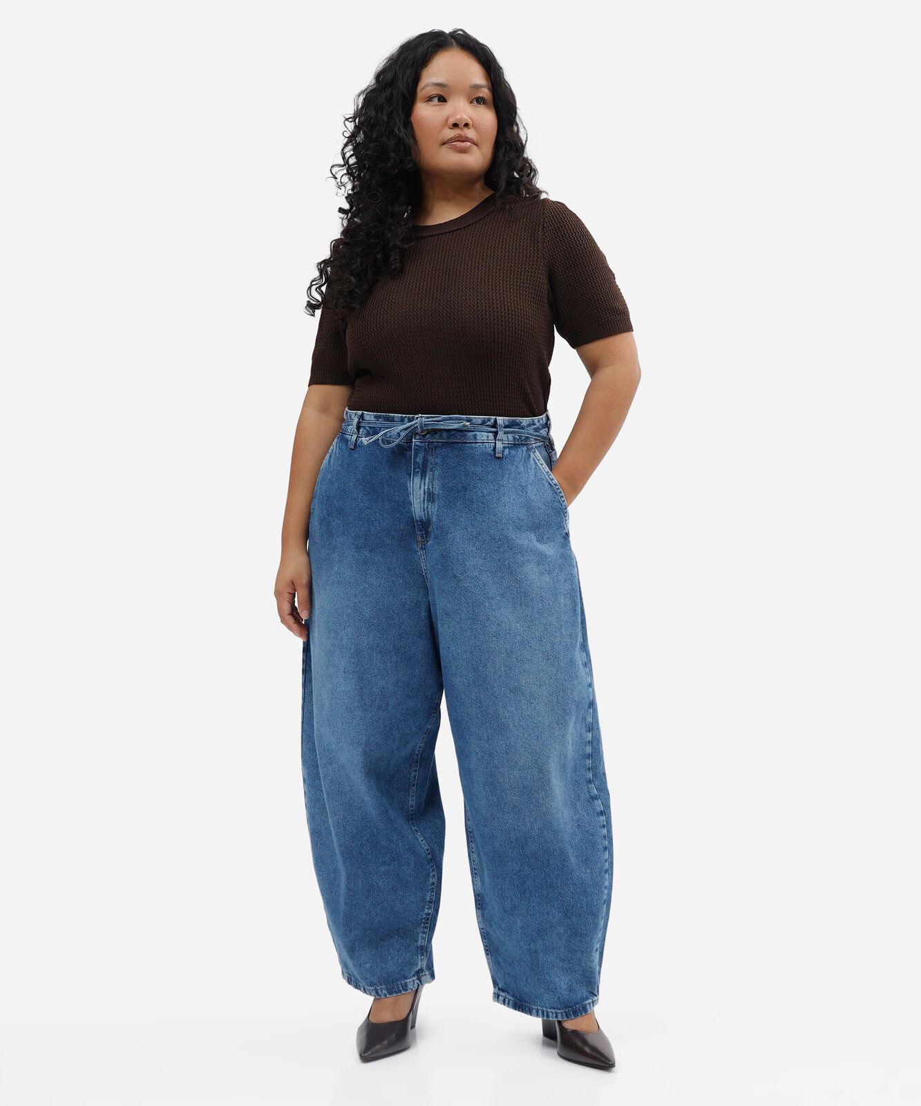 blusa feminina de tricot manga bufante texturizada plus size marrom