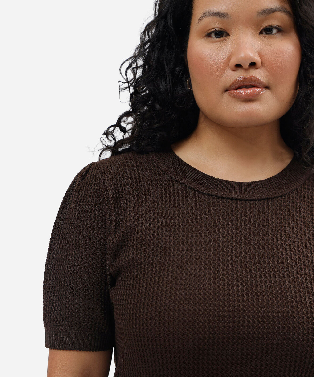 blusa feminina de tricot manga bufante texturizada plus size marrom