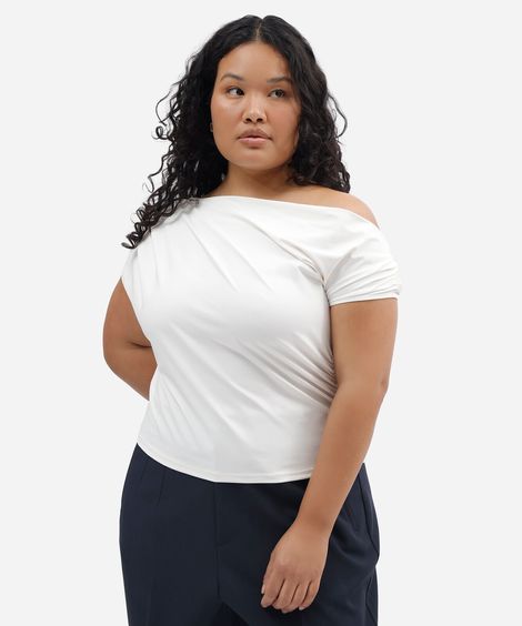 blusa feminina de poliamida assimétrica franzida plus size off white