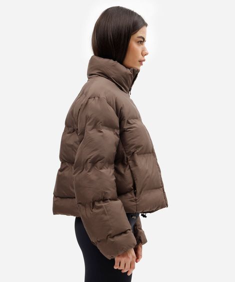 jaqueta puffer feminina esportiva gola alta marrom