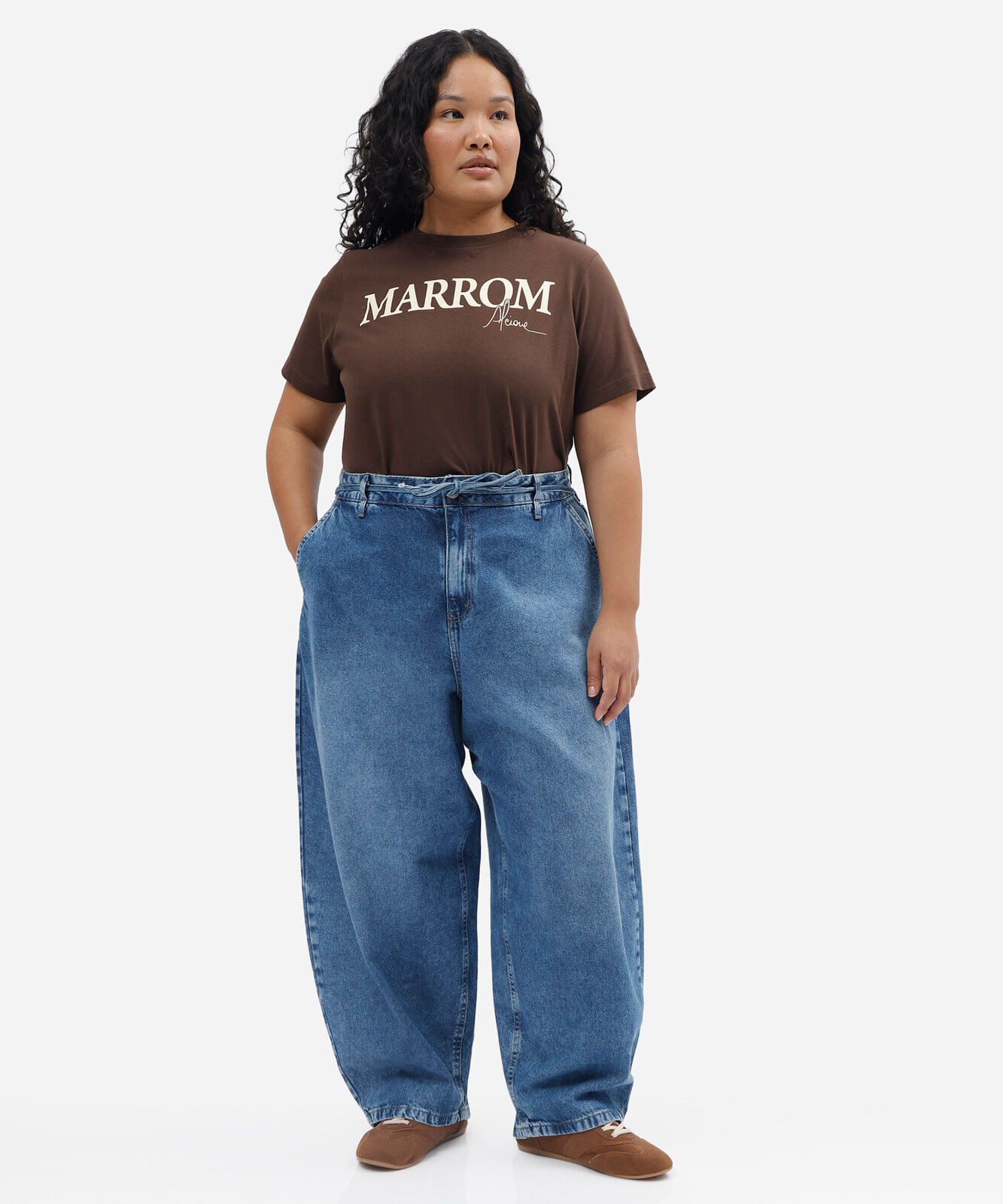 camiseta feminina de algodão manga curta alcione plus size marrom