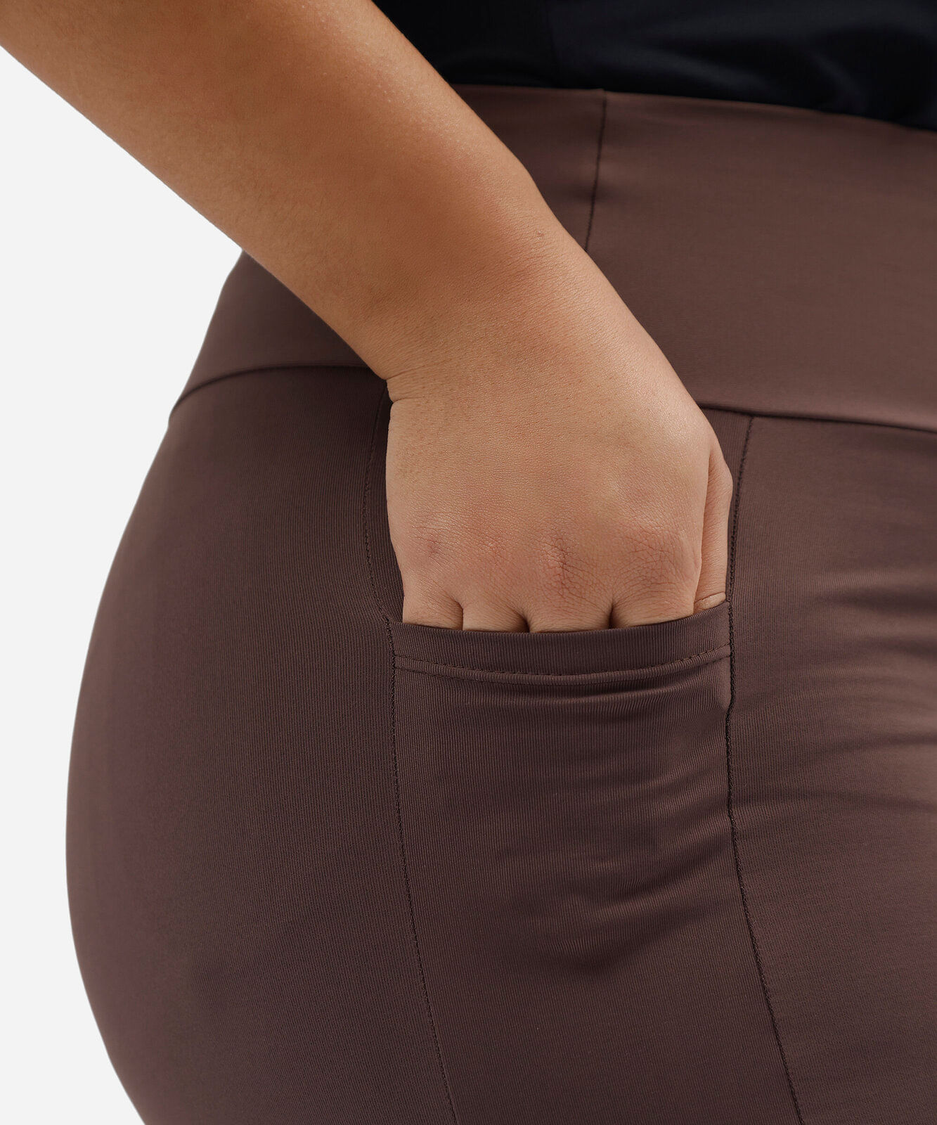 calça legging plus size com bolso esportiva marrom
