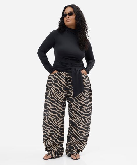 calça barrel feminina de sarja animal print mindset plus size colorida