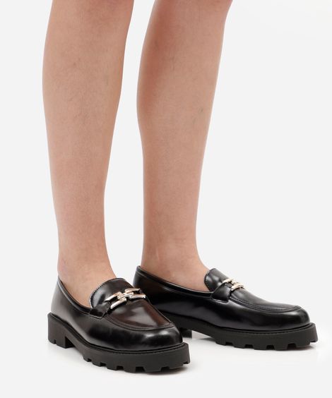 mocassim flatform tratorado com fivela preto