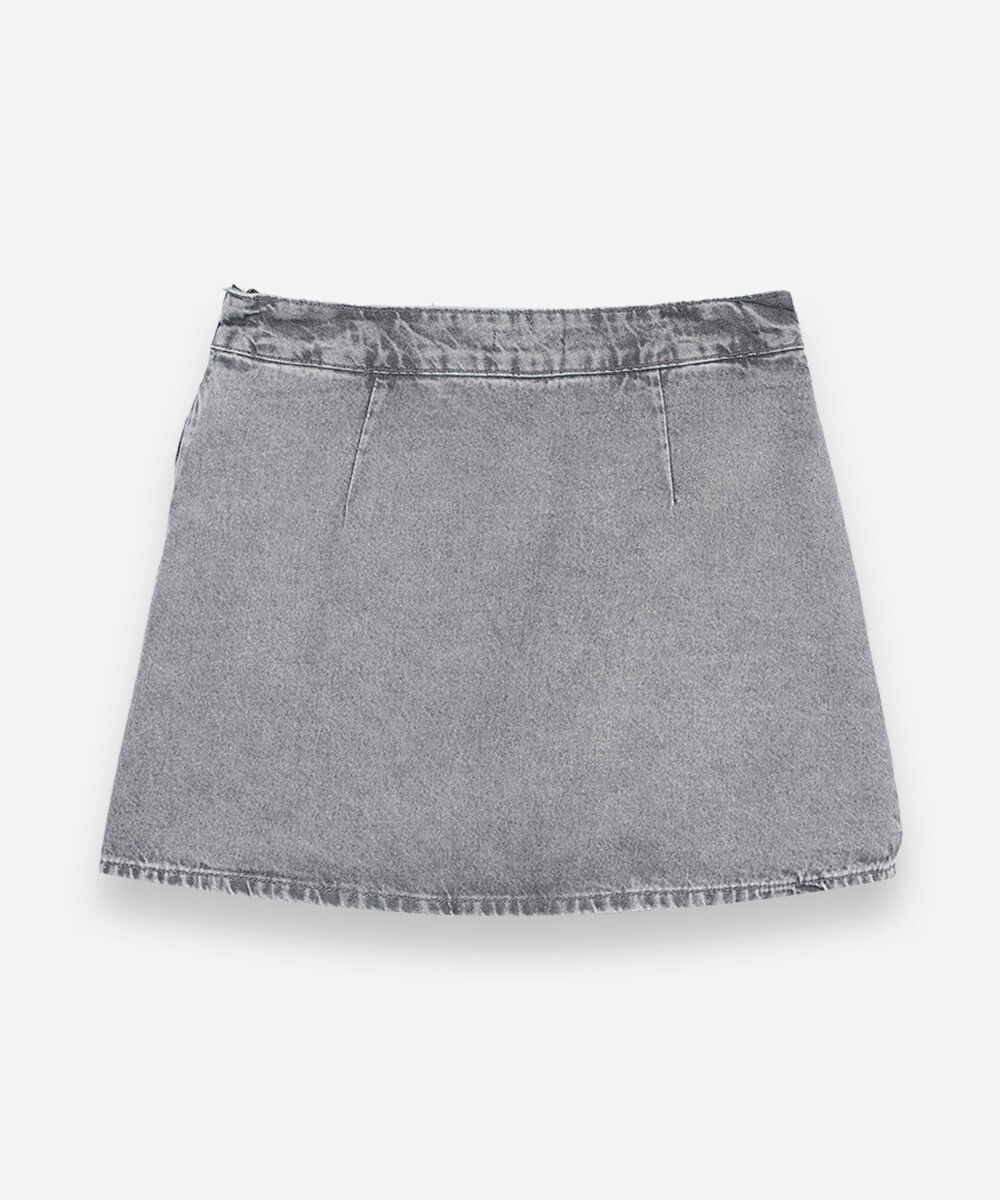 short saia juvenil de algodão com recortes cinza